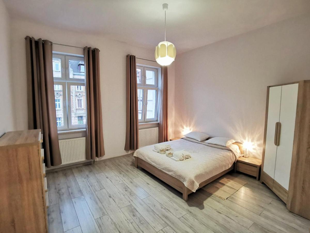 Apartament Seven Legnica Extérieur photo