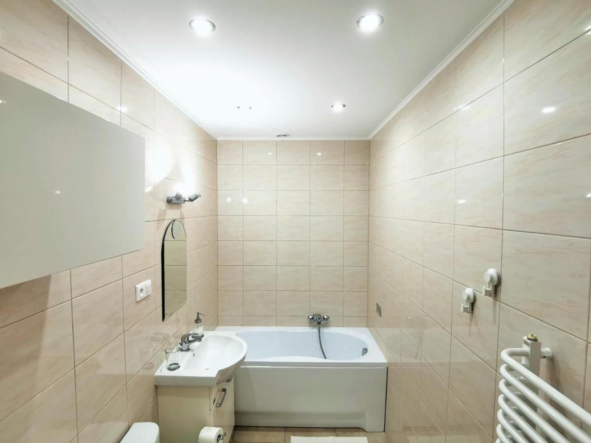 Apartament Seven Legnica Extérieur photo